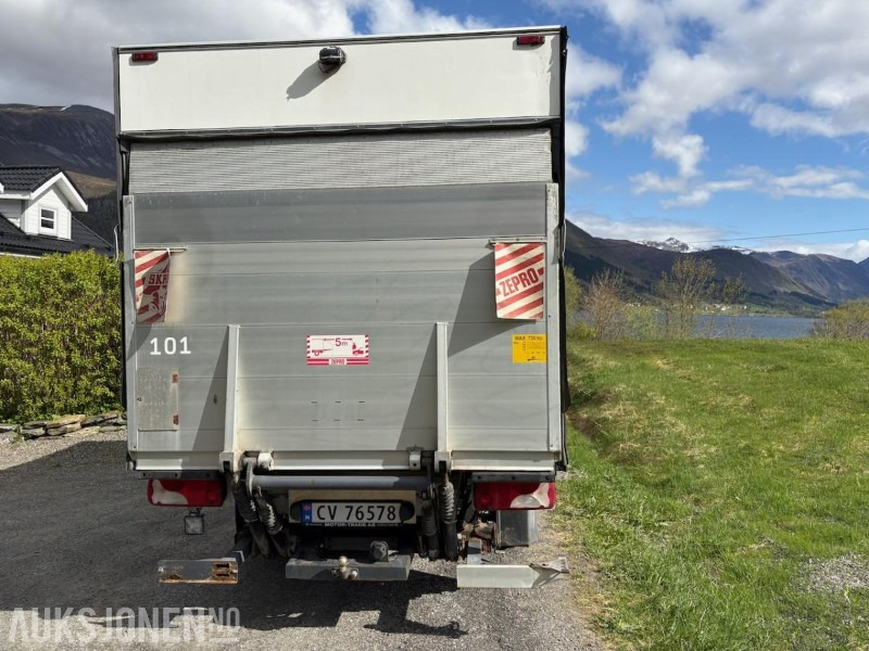 2015 Mercedes-Benz Sprinter ADR-godkjent Løftelem Hengerfeste - Autocarro furgonato: foto 3 2015 Mercedes-Benz Sprinter ADR-godkjent Løftelem Hengerfeste - Autocarro furgonato: foto 3