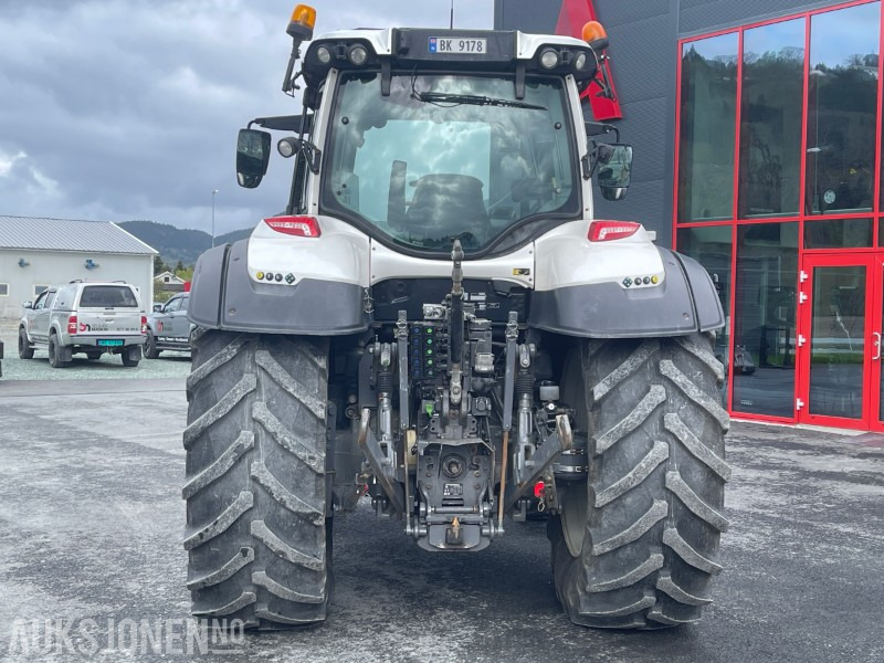 2015 Valtra T214D Versu Direct - Front Hydr. - EU OK 2027 - 50 km/t - Trattore: foto 5 2015 Valtra T214D Versu Direct - Front Hydr. - EU OK 2027 - 50 km/t - Trattore: foto 5