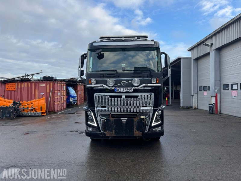 2015 Volvo FH16-660 6X4 Euro6T  Brøyterigget tippbil  – Servicehistorikk– 144 449 km - Autocarro ribaltabile: foto 2 2015 Volvo FH16-660 6X4 Euro6T  Brøyterigget tippbil  – Servicehistorikk– 144 449 km - Autocarro ribaltabile: foto 2