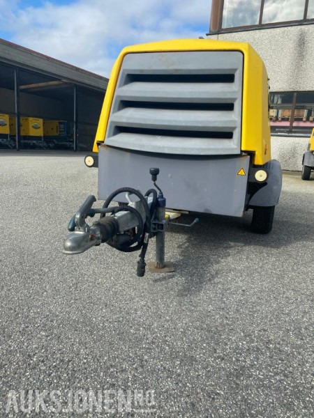 2016 Atlas Copco XAS 68KD luftkompressor - 1367 timer. - Perforatrice: foto 4 2016 Atlas Copco XAS 68KD luftkompressor - 1367 timer. - Perforatrice: foto 4