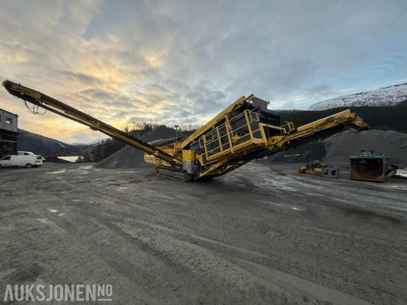 2016 Keestrack C6, 2 dekket sikt, med kun 4079 timer - Vaglio: foto 2 2016 Keestrack C6, 2 dekket sikt, med kun 4079 timer - Vaglio: foto 2