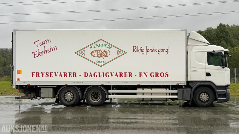 2016 Scania G450 med 2-soners kjøl- og frys, 1 eier, 2 kjølesoner, Gullavtale, Zepro, Onspot kjettinger, ryggekamera - Autocarro furgonato: foto 4 2016 Scania G450 med 2-soners kjøl- og frys, 1 eier, 2 kjølesoner, Gullavtale, Zepro, Onspot kjettinger, ryggekamera - Autocarro furgonato: foto 4