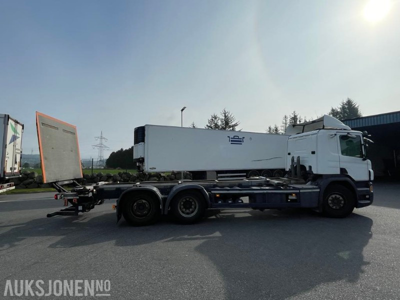 2016 Scania P370 LB6x2 lastebil med lift/løftebord - 3-akslet - Kamera - 208601 km. - Autocarro portacontainer/ Caisse interchangeable: foto 3 2016 Scania P370 LB6x2 lastebil med lift/løftebord - 3-akslet - Kamera - 208601 km. - Autocarro portacontainer/ Caisse interchangeable: foto 3