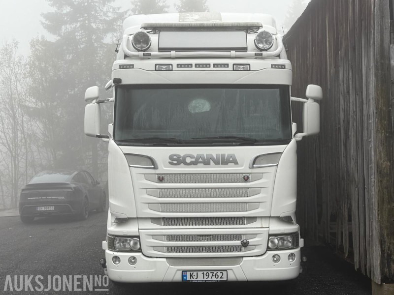 2016 Scania R 520 EURO 6T med bakmontert Palfingerkran - Camion con gru: foto 2 2016 Scania R 520 EURO 6T med bakmontert Palfingerkran - Camion con gru: foto 2