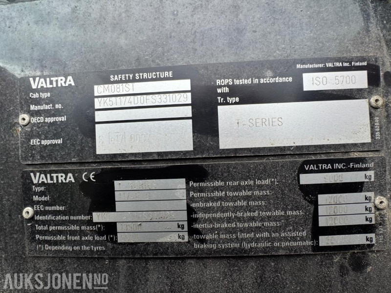 Leasing di 2016 Valtra T174E med Schmidt Tellefsdal U-LS 43.6 plog (2022), Valtra 76 frontlaster og betong lodd 2016 Valtra T174E med Schmidt Tellefsdal U-LS 43.6 plog (2022), Valtra 76 frontlaster og betong lodd: foto 20 Leasing di 2016 Valtra T174E med Schmidt Tellefsdal U-LS 43.6 plog (2022), Valtra 76 frontlaster og betong lodd 2016 Valtra T174E med Schmidt Tellefsdal U-LS 43.6 plog (2022), Valtra 76 frontlaster og betong lodd: foto 20