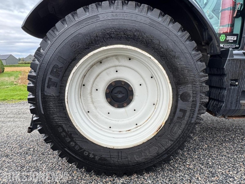 Leasing di 2016 Valtra T174E med Schmidt Tellefsdal U-LS 43.6 plog (2022), Valtra 76 frontlaster og betong lodd 2016 Valtra T174E med Schmidt Tellefsdal U-LS 43.6 plog (2022), Valtra 76 frontlaster og betong lodd: foto 13 Leasing di 2016 Valtra T174E med Schmidt Tellefsdal U-LS 43.6 plog (2022), Valtra 76 frontlaster og betong lodd 2016 Valtra T174E med Schmidt Tellefsdal U-LS 43.6 plog (2022), Valtra 76 frontlaster og betong lodd: foto 13