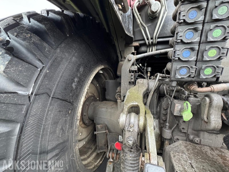 Leasing di 2016 Valtra T174E med Schmidt Tellefsdal U-LS 43.6 plog (2022), Valtra 76 frontlaster og betong lodd 2016 Valtra T174E med Schmidt Tellefsdal U-LS 43.6 plog (2022), Valtra 76 frontlaster og betong lodd: foto 17 Leasing di 2016 Valtra T174E med Schmidt Tellefsdal U-LS 43.6 plog (2022), Valtra 76 frontlaster og betong lodd 2016 Valtra T174E med Schmidt Tellefsdal U-LS 43.6 plog (2022), Valtra 76 frontlaster og betong lodd: foto 17