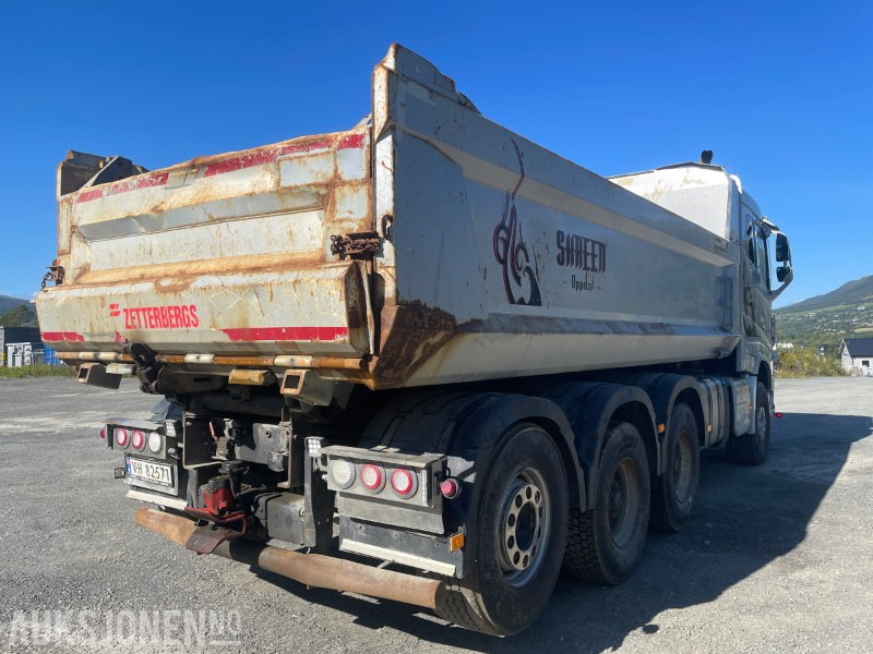 2016 Volvo FH16 FH750 8x4 tippbil - Autocarro ribaltabile: foto 4 2016 Volvo FH16 FH750 8x4 tippbil - Autocarro ribaltabile: foto 4