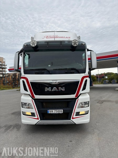 2017 MAN TGX 26.560 6x2 skapbil - kjøl/frys - Autocarro furgonato: foto 2 2017 MAN TGX 26.560 6x2 skapbil - kjøl/frys - Autocarro furgonato: foto 2