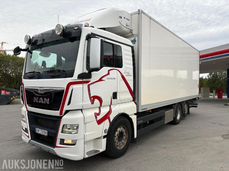2017 MAN TGX 26.560 6x2 skapbil - kjøl/frys - Autocarro furgonato: foto 1 2017 MAN TGX 26.560 6x2 skapbil - kjøl/frys - Autocarro furgonato: foto 1