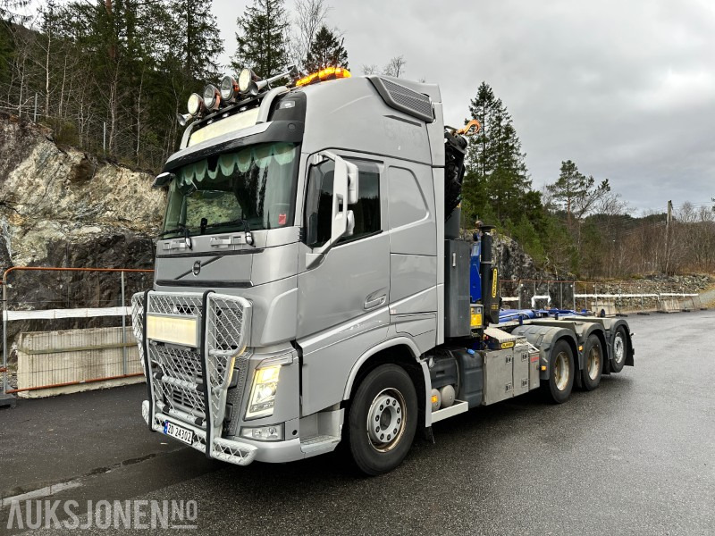 2018 Volvo FH 540 8x4 Kranbil m/ Palfinger PK 27002 SH og MULTILIFT krokløft, NY EU, 164595km - Camion con gru: foto 1 2018 Volvo FH 540 8x4 Kranbil m/ Palfinger PK 27002 SH og MULTILIFT krokløft, NY EU, 164595km - Camion con gru: foto 1