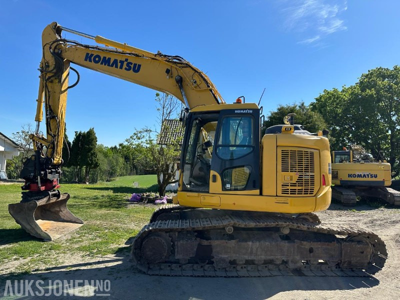 2019 Komatsu PC228USLC-11 - Gravemaskin - Tiltrotator R8 - Topcon GPS - 2skuffer - Sentralsmøring - 4467timer - Escavatore: foto 2 2019 Komatsu PC228USLC-11 - Gravemaskin - Tiltrotator R8 - Topcon GPS - 2skuffer - Sentralsmøring - 4467timer - Escavatore: foto 2