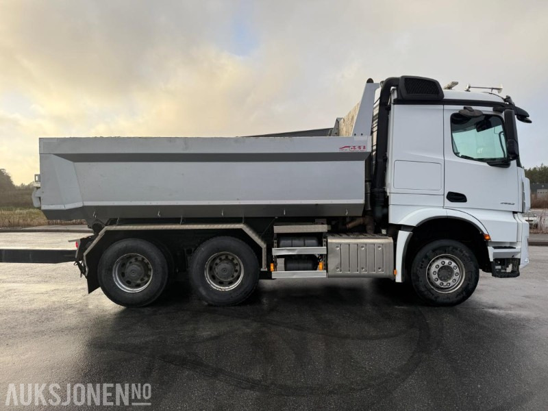 2020 Mercedes-Benz Arocs 2653 DUMPERBIL - GULLAVTALE - LAV KM. - Autocarro ribaltabile: foto 3 2020 Mercedes-Benz Arocs 2653 DUMPERBIL - GULLAVTALE - LAV KM. - Autocarro ribaltabile: foto 3
