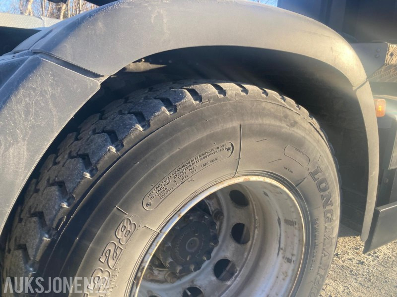 Autocarro scarrabile 2021 MAN TGX krokbil med dumperkasse og kranflak. 8X4 EURO 6: foto 13