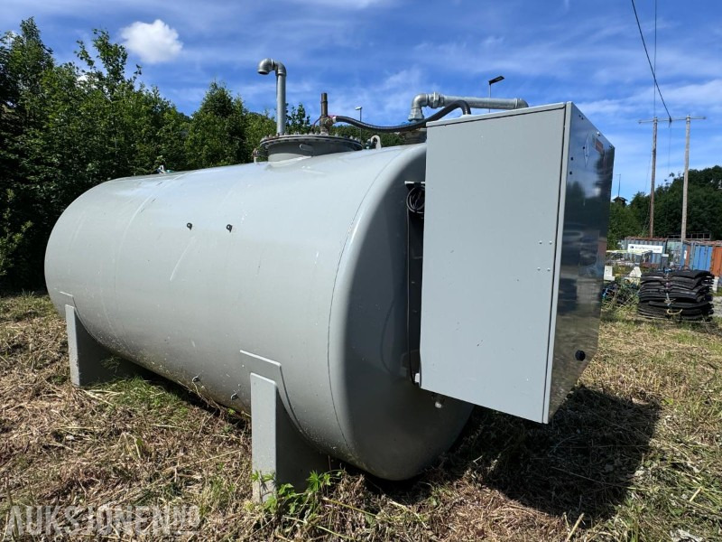 2022 Veratank 10.000 Liter - Dieseltank - Ståltank med dobbelvegg - HDM 80 eco Box - Piusi slangetrommel 10 m slange - OCIO Overfyllingsvern - Attrezzatura da costruzione: foto 2 2022 Veratank 10.000 Liter - Dieseltank - Ståltank med dobbelvegg - HDM 80 eco Box - Piusi slangetrommel 10 m slange - OCIO Overfyllingsvern - Attrezzatura da costruzione: foto 2