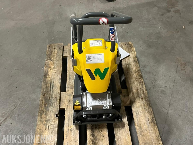 2022 Wacker Neuson vibroplate - Aps1030e - Rullo: foto 4 2022 Wacker Neuson vibroplate - Aps1030e - Rullo: foto 4