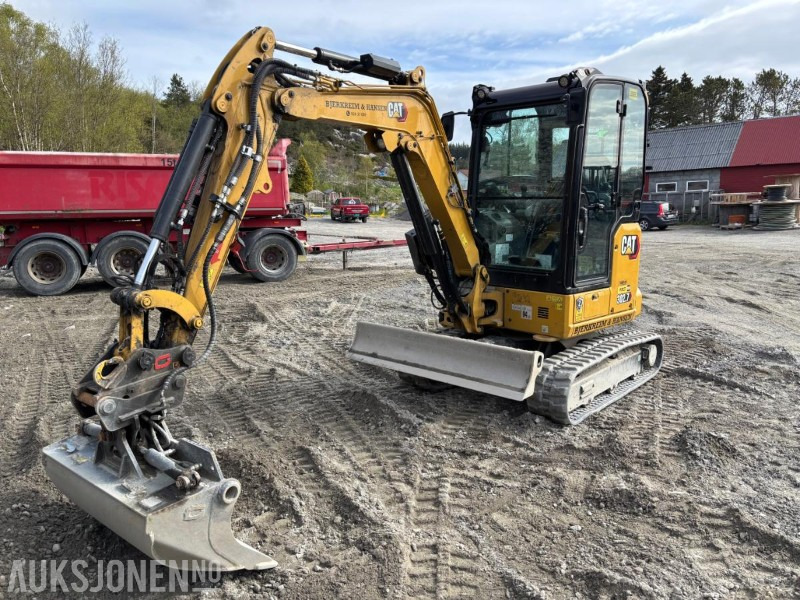 2024 Cat 302.7 CR Belte Minigraver med sentralsmøring og 3skuffer - Miniescavatore: foto 2 2024 Cat 302.7 CR Belte Minigraver med sentralsmøring og 3skuffer - Miniescavatore: foto 2