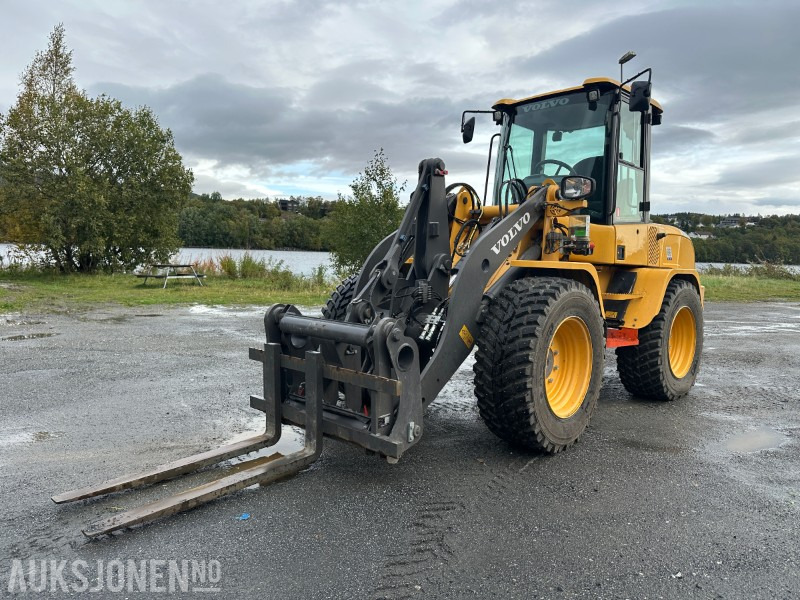 2024 Volvo L35GT HJULLASTER MED PALLEGAFFLER - 256 TIMER - Pala gommata: foto 3 2024 Volvo L35GT HJULLASTER MED PALLEGAFFLER - 256 TIMER - Pala gommata: foto 3