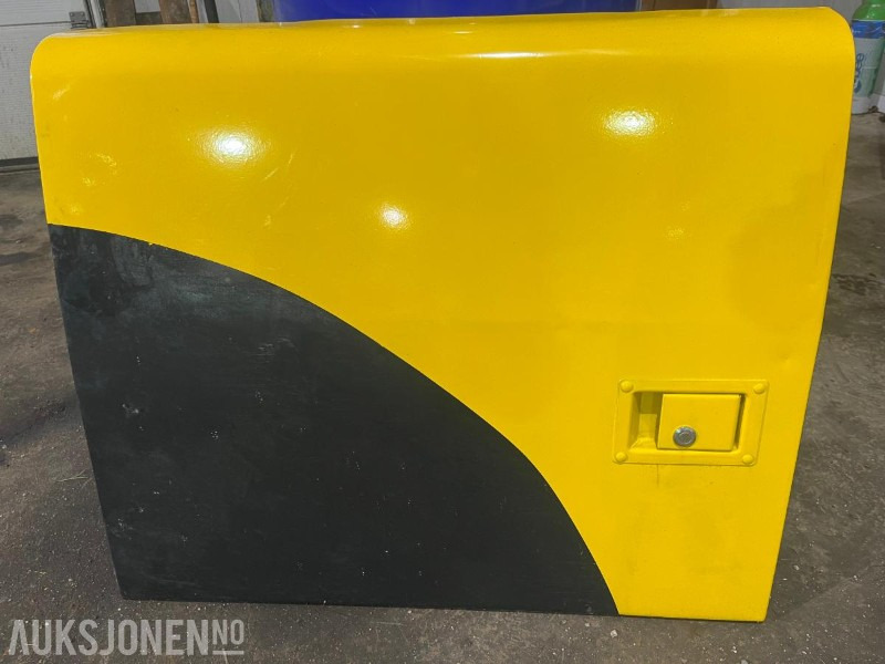 2 stk sidedeksel til Volvo 210 gravemaskin - Attrezzatura per Macchina da cantiere: foto 2 2 stk sidedeksel til Volvo 210 gravemaskin - Attrezzatura per Macchina da cantiere: foto 2