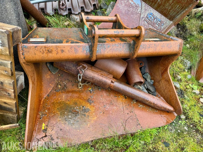 Attrezzatura per Macchina da cantiere 2016 Götene UFO AB - Global pusseskuffe S60: foto 1