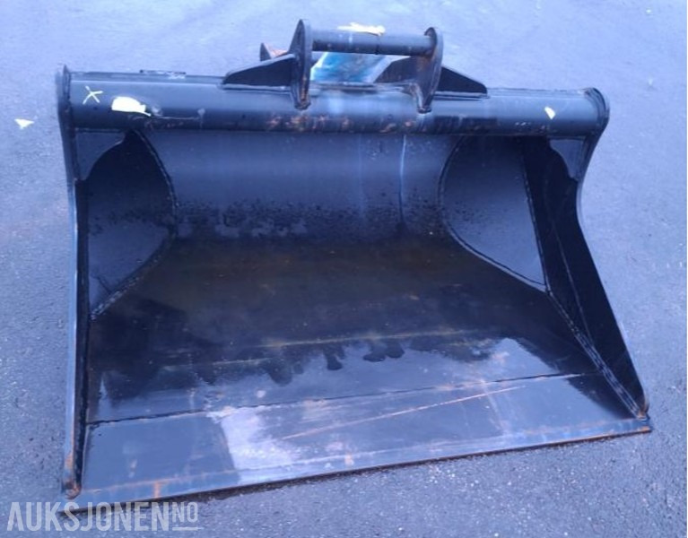 S45 Fast pusseskuff for 6-8 tonn - Ingen minstepris - Attrezzatura per Macchina da cantiere: foto 1 S45 Fast pusseskuff for 6-8 tonn - Ingen minstepris - Attrezzatura per Macchina da cantiere: foto 1