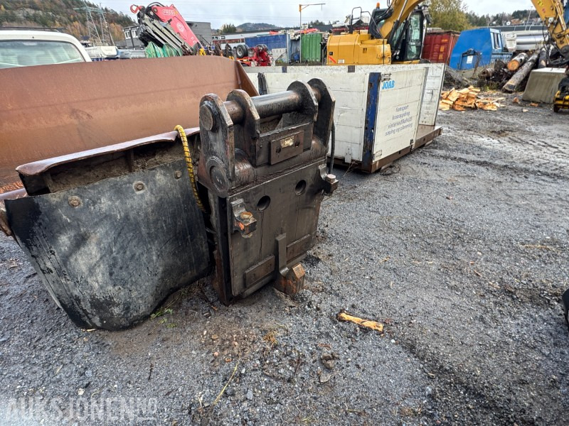 SMP Hydraulisk pusseskuffe KM3 - Attrezzatura per Macchina da cantiere: foto 2 SMP Hydraulisk pusseskuffe KM3 - Attrezzatura per Macchina da cantiere: foto 2