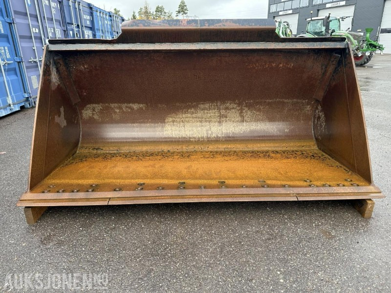 UFO Lasteskuff 2200L BM-feste - Attrezzatura per Macchina da cantiere: foto 2 UFO Lasteskuff 2200L BM-feste - Attrezzatura per Macchina da cantiere: foto 2