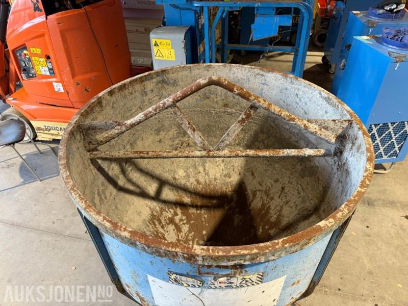 Betongtobb - Attrezzatura da costruzione: foto 3 Betongtobb - Attrezzatura da costruzione: foto 3