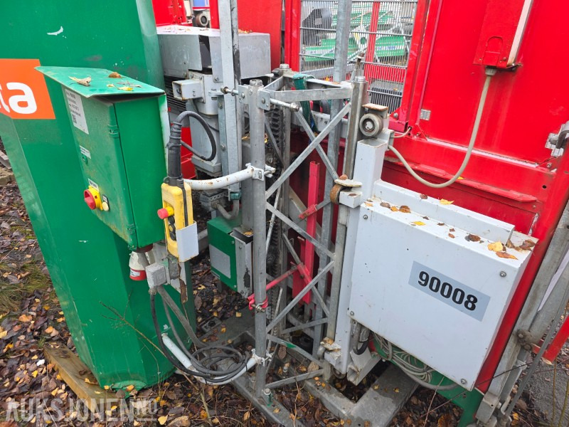 Bøcker byggeplassheiser 5 stk inklusive master og fester - Attrezzatura da costruzione: foto 4 Bøcker byggeplassheiser 5 stk inklusive master og fester - Attrezzatura da costruzione: foto 4