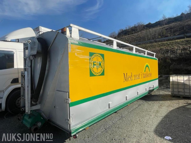 2005 Tank til mel og korn - Bulk-transport - 35 000 liter - Tipp kydraulikk - 7 rom - Kamera - Sluser - Hjelperamme. - Camion: foto 1 2005 Tank til mel og korn - Bulk-transport - 35 000 liter - Tipp kydraulikk - 7 rom - Kamera - Sluser - Hjelperamme. - Camion: foto 1