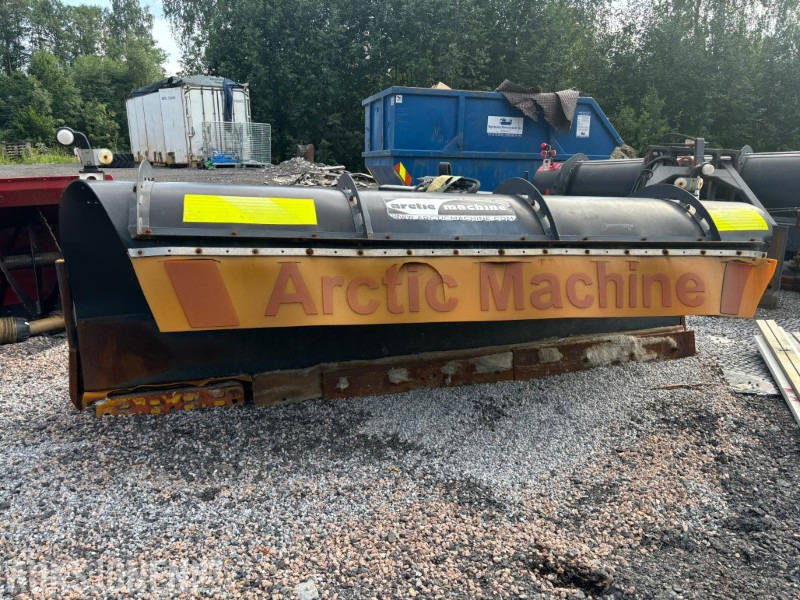 Camion 2010 Arctic 3400 diagonalplog: foto 1