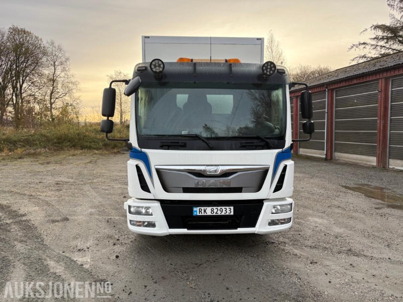 2013 MAN TGL 3 seter Euro6 4X2 skap m/varme og innredning - Camion: foto 2 2013 MAN TGL 3 seter Euro6 4X2 skap m/varme og innredning - Camion: foto 2