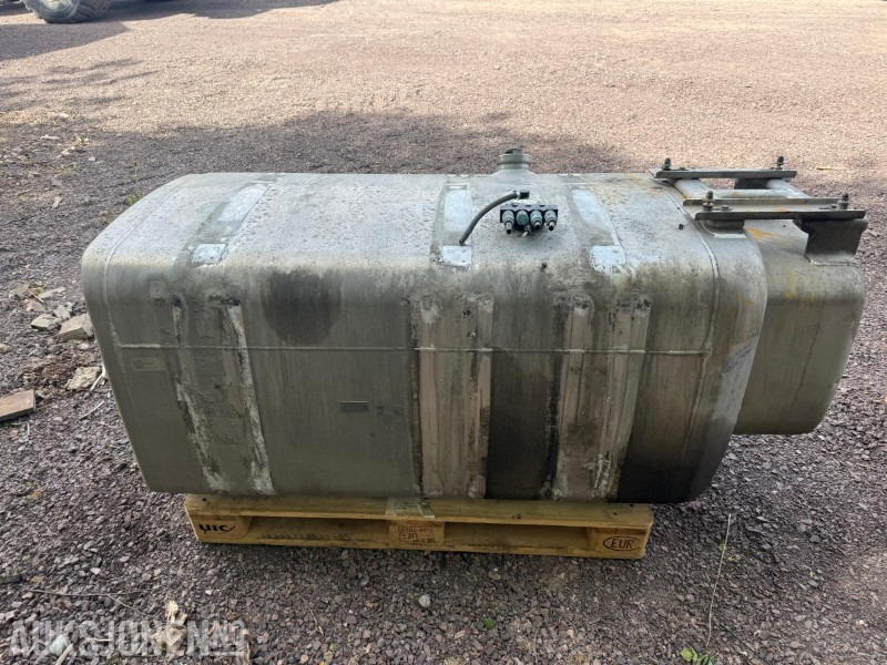 Scania 750 L Dieseltank - Camion: foto 5 Scania 750 L Dieseltank - Camion: foto 5