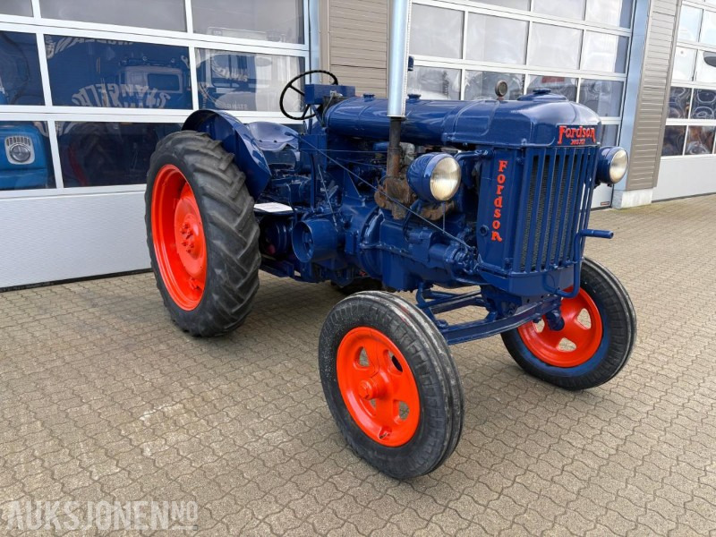 Ford Fordson-Stegamajor E27N - Trattore: foto 4 Ford Fordson-Stegamajor E27N - Trattore: foto 4