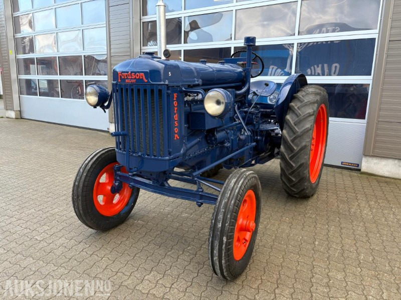 Ford Fordson-Stegamajor E27N - Trattore: foto 1 Ford Fordson-Stegamajor E27N - Trattore: foto 1