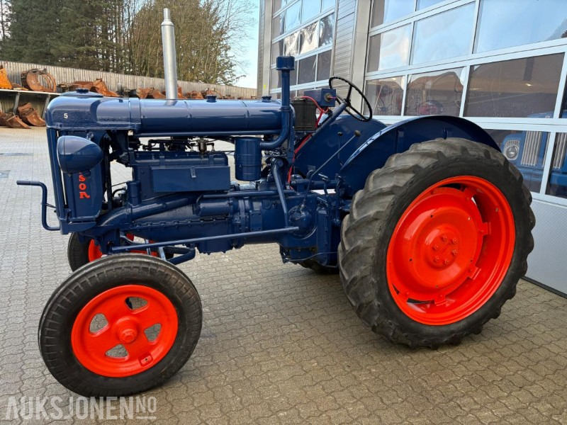 Ford Fordson-Stegamajor E27N - Trattore: foto 3 Ford Fordson-Stegamajor E27N - Trattore: foto 3