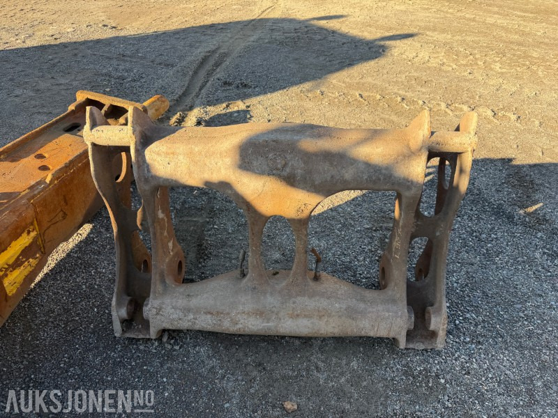 Hydraulisk Hurtigfeste til Volvo L90 - Attrezzatura da costruzione: foto 4 Hydraulisk Hurtigfeste til Volvo L90 - Attrezzatura da costruzione: foto 4