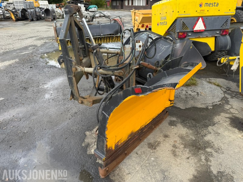 1999 Tellefsdal V-2700HS V-Plog - Macchina agricola: foto 4 1999 Tellefsdal V-2700HS V-Plog - Macchina agricola: foto 4