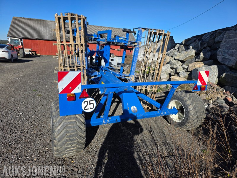2019 New Holland grubber STX V 400T - Macchina agricola: foto 5 2019 New Holland grubber STX V 400T - Macchina agricola: foto 5