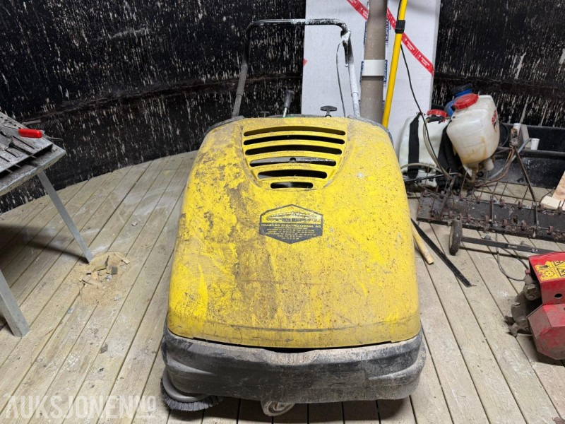 Kärcher KM 85/50 W – Bensindrevet feiemaskin - Macchinario industriale: foto 5 Kärcher KM 85/50 W – Bensindrevet feiemaskin - Macchinario industriale: foto 5