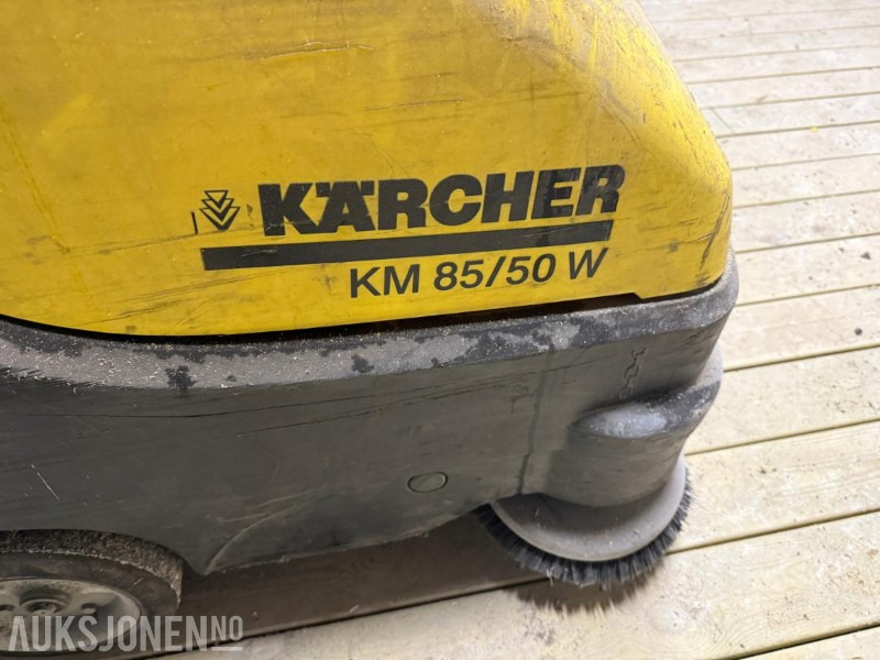 Kärcher KM 85/50 W – Bensindrevet feiemaskin - Macchinario industriale: foto 4 Kärcher KM 85/50 W – Bensindrevet feiemaskin - Macchinario industriale: foto 4