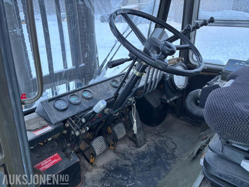 1986 Komatsu FD-45-T4 motvekts truck - Mezzo di movimentazione: foto 4 1986 Komatsu FD-45-T4 motvekts truck - Mezzo di movimentazione: foto 4