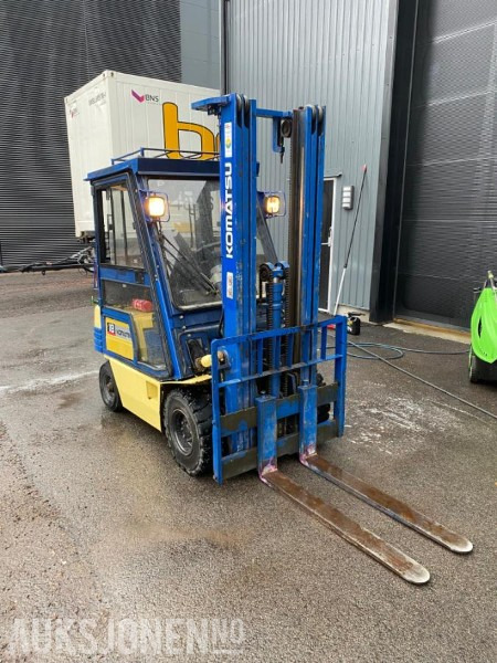 1994 Komatsu FG18T-15 - Mezzo di movimentazione: foto 2 1994 Komatsu FG18T-15 - Mezzo di movimentazione: foto 2