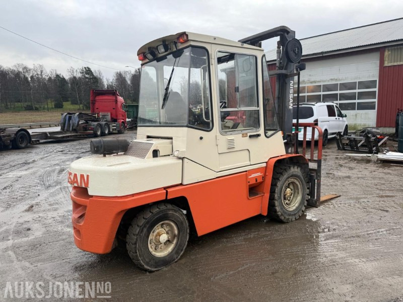 1997 Nissan WGF03A40 GAFFELTRUCK. - Mezzo di movimentazione: foto 5 1997 Nissan WGF03A40 GAFFELTRUCK. - Mezzo di movimentazione: foto 5