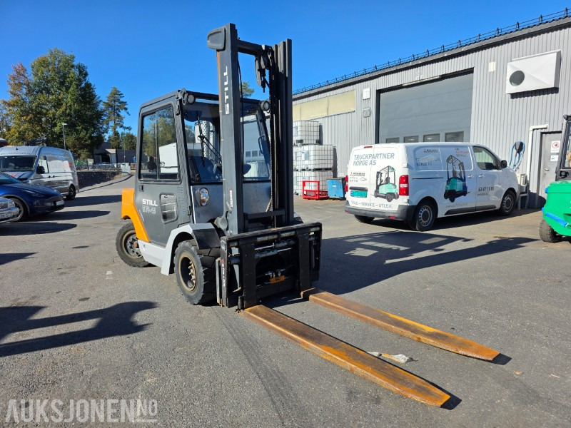 2013 Still truck R70-45 diesel hybrid technology - Mezzo di movimentazione: foto 2 2013 Still truck R70-45 diesel hybrid technology - Mezzo di movimentazione: foto 2