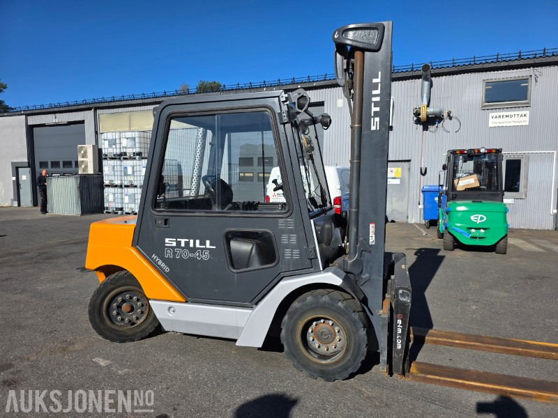 2013 Still truck R70-45 diesel hybrid technology - Mezzo di movimentazione: foto 5 2013 Still truck R70-45 diesel hybrid technology - Mezzo di movimentazione: foto 5