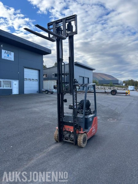 2013 Toyota 8FBET15 - Elektrisk truck - Hydraulisk spredning og sideforskyvning på gafler - Vekt på gafler - Gått 1671 timer - Mezzo di movimentazione: foto 4 2013 Toyota 8FBET15 - Elektrisk truck - Hydraulisk spredning og sideforskyvning på gafler - Vekt på gafler - Gått 1671 timer - Mezzo di movimentazione: foto 4