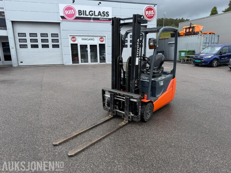 2013 Toyota 8FBET18 elektrisk gaffeltruck - Mezzo di movimentazione: foto 1 2013 Toyota 8FBET18 elektrisk gaffeltruck - Mezzo di movimentazione: foto 1