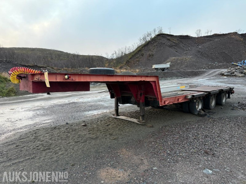 1976 HI GAIN LBS 33-EM - Maskinsemi - 3 akslet - Rep.objekt - Rimorchio: foto 1 1976 HI GAIN LBS 33-EM - Maskinsemi - 3 akslet - Rep.objekt - Rimorchio: foto 1