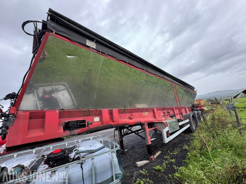 1997 R-R-Trailer asfaltsemi med transportbånd - Rimorchio: foto 2 1997 R-R-Trailer asfaltsemi med transportbånd - Rimorchio: foto 2